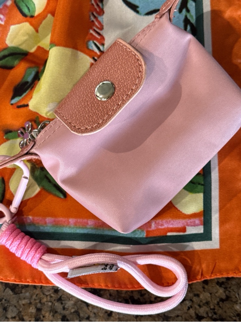 Bundle of Styled Accessories - Resort - Summer - Elegant - Capsule Wardrobe - Picture 8 of 15